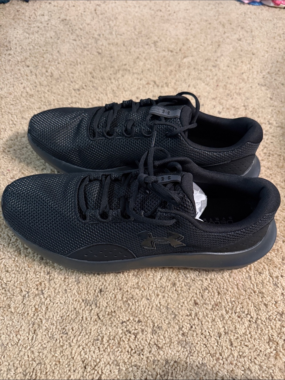 Under Armour Men's All-Black tennis shoes size 15